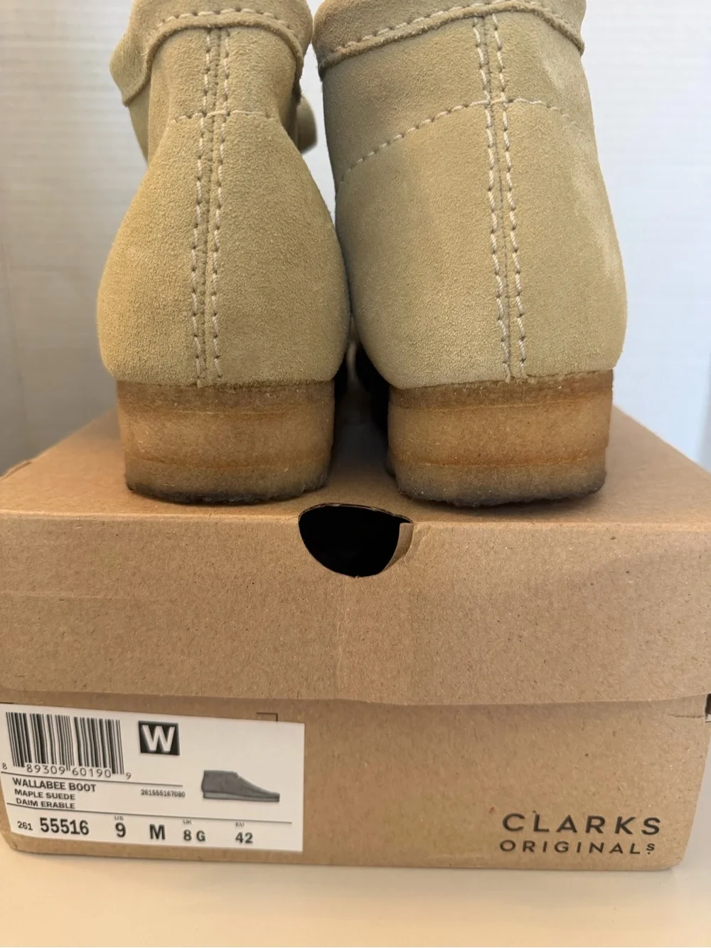 Clarks Men's Wallabee Boot Maple Suede Size 9M